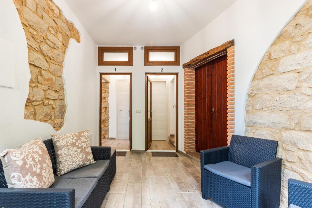 Apartamento Dommu Anna Baunei Exterior foto