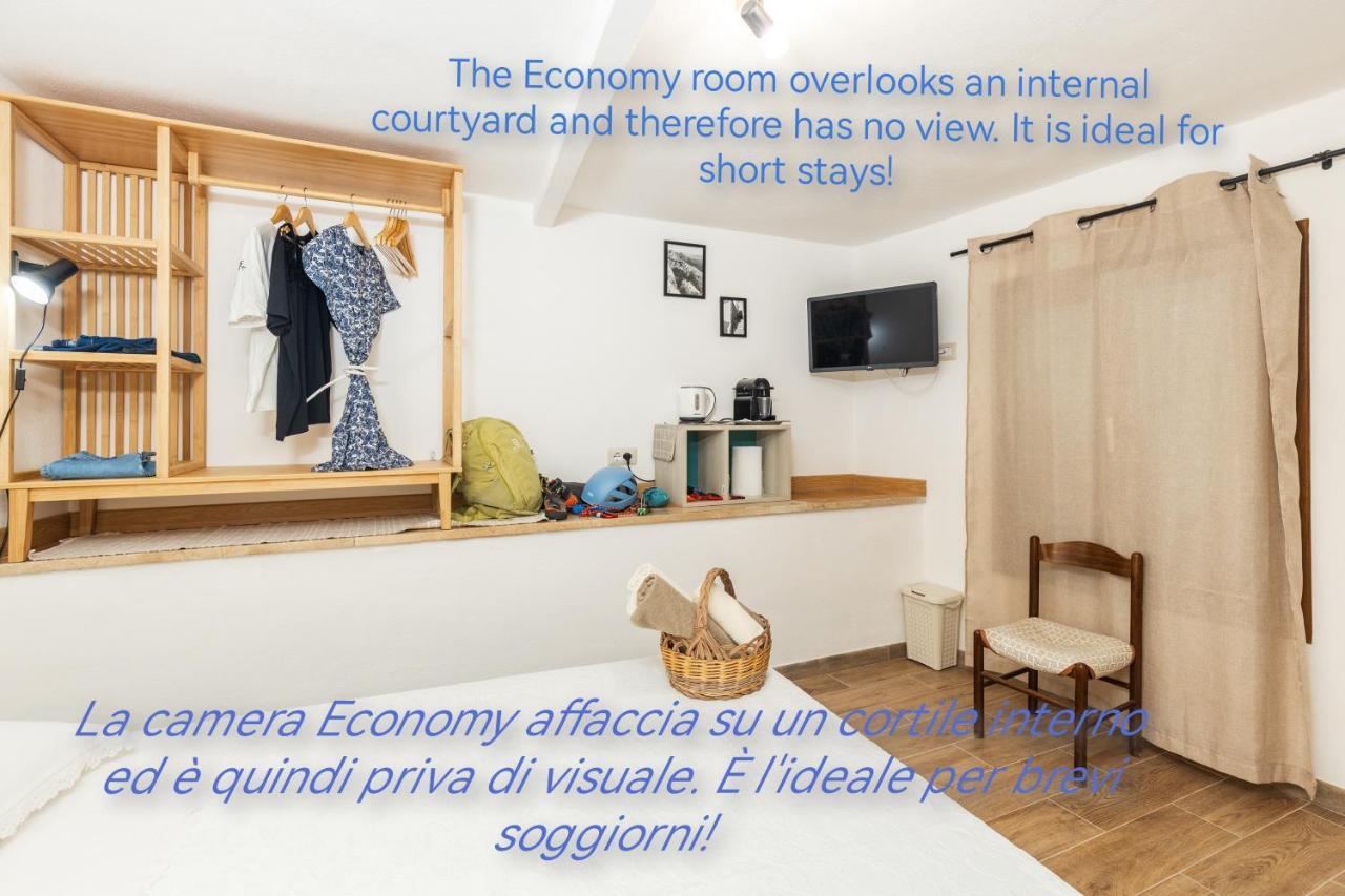 Apartamento Dommu Anna Baunei Exterior foto